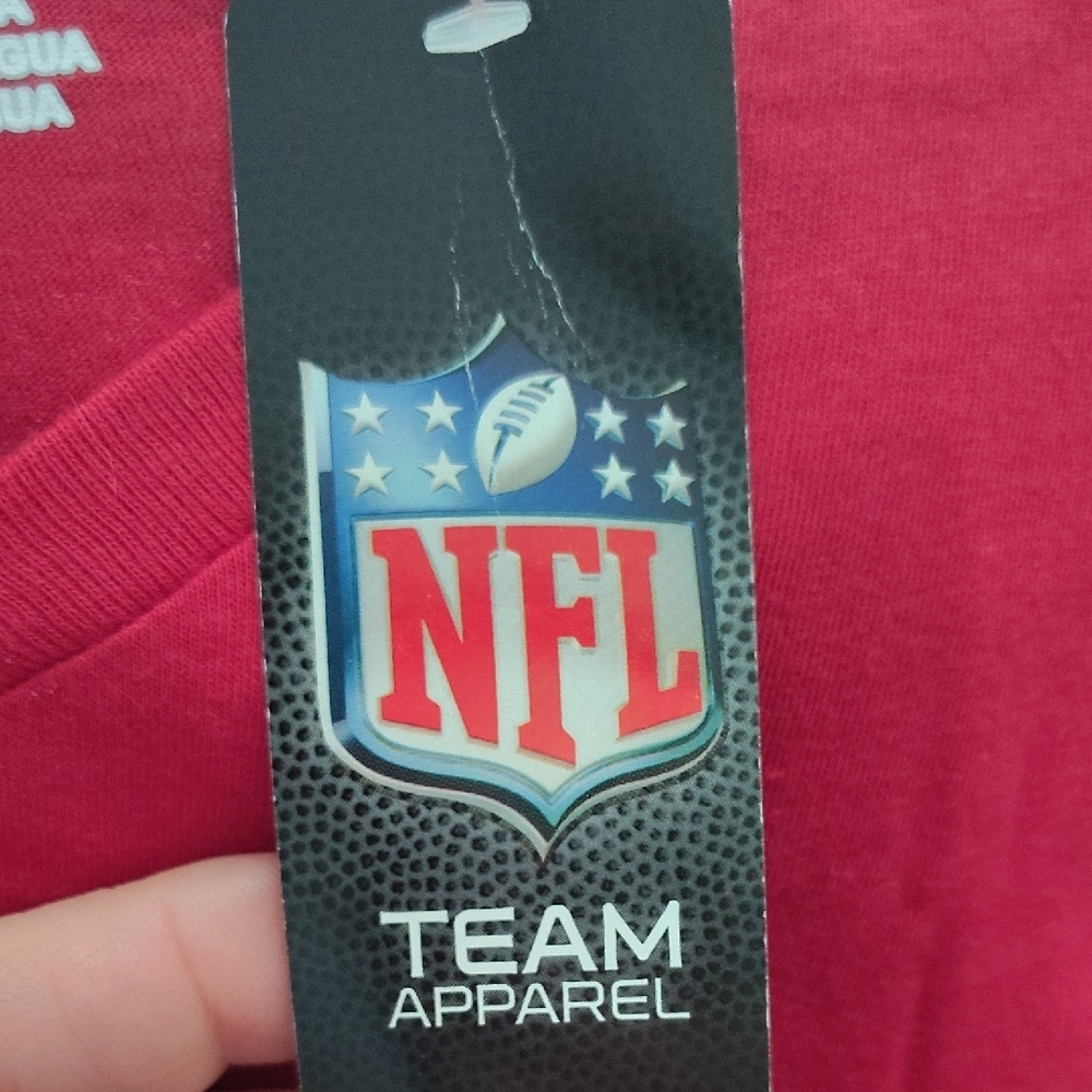 Fanatics Women's Red Tampa Bay Buccaneers V-Neck Tee - Picture 5 of 8